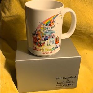 Dutch Wonderland Mug